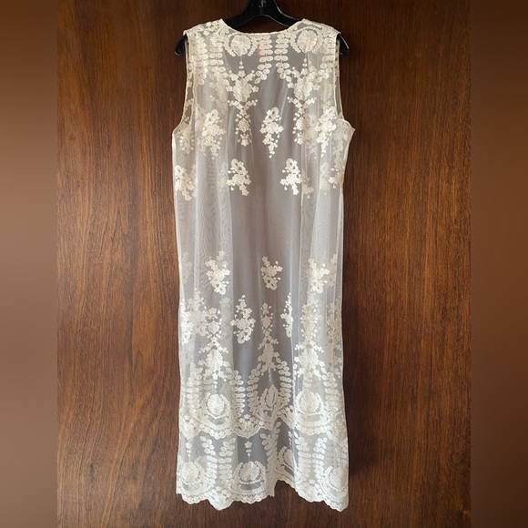 Beautiful Scully Embroidered Swimsuit Coverup Kimono Sheer Excellent Condition. - Picture 2 of 14